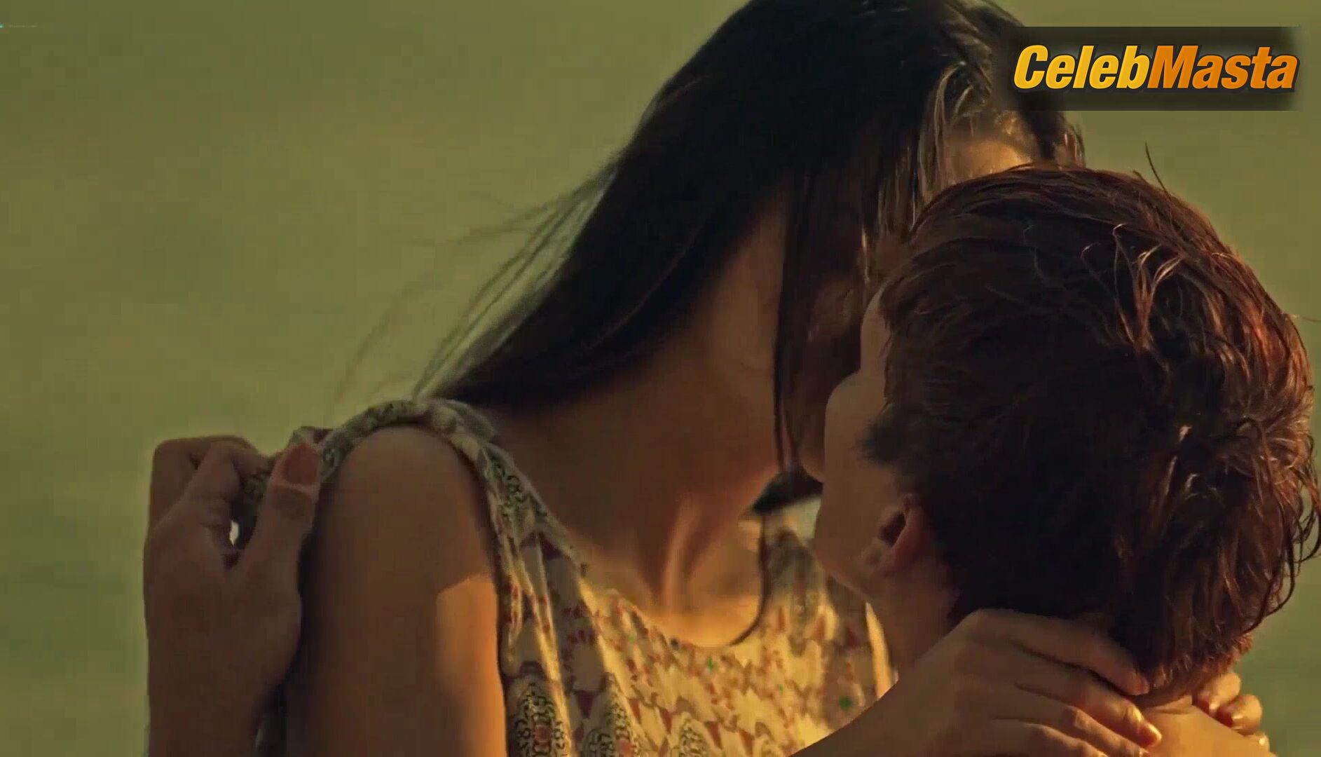 Angeli Khang And Sahara Bernales Boobs Scene In Salakab - Photo 2 of 5 photo 1
