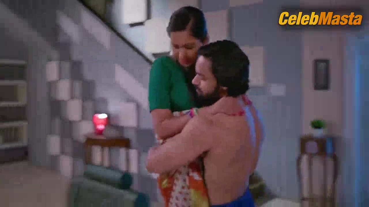 Priya Roy Rups Khan And Reveal Hot Scene In Adhuri Aas - Photo 2 of 5 photo 4