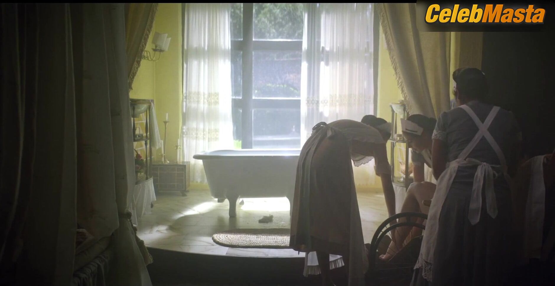 Zuria Vega Shows Skin In Las Pelotaris 1926 Scene - Photo 2 of 5 photo 4