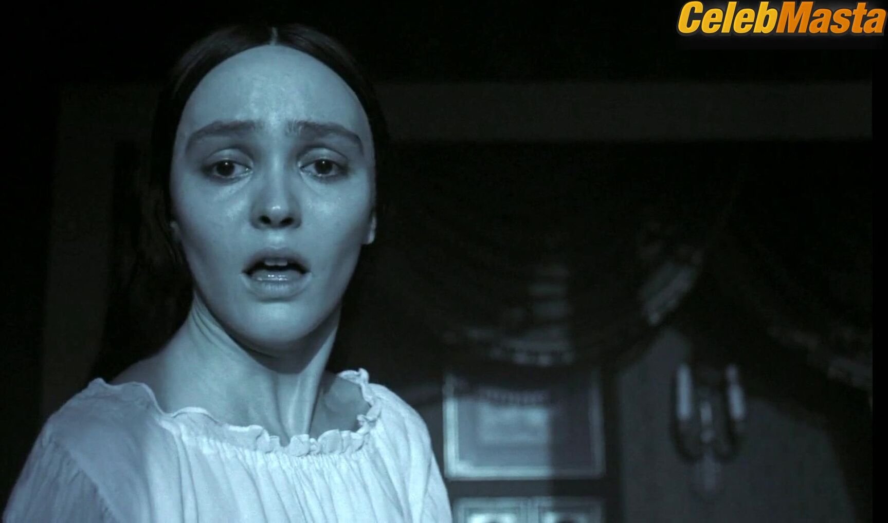 Emma Corrin ’s Tits Scene From Nosferatu - Photo 1 of 5 photo 4