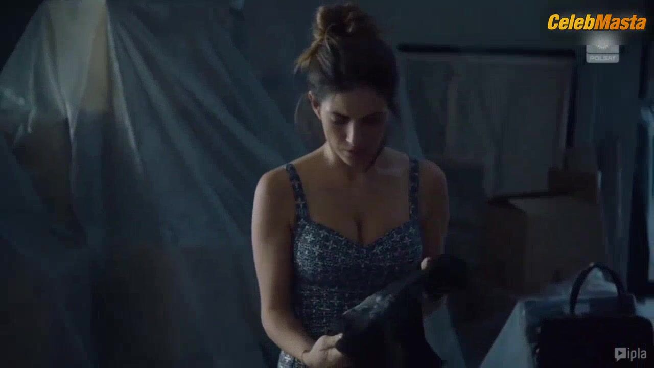 Weronika Rosati Ass, Tits Scene From Zawsze Warto - Photo 1 of 5 photo 5