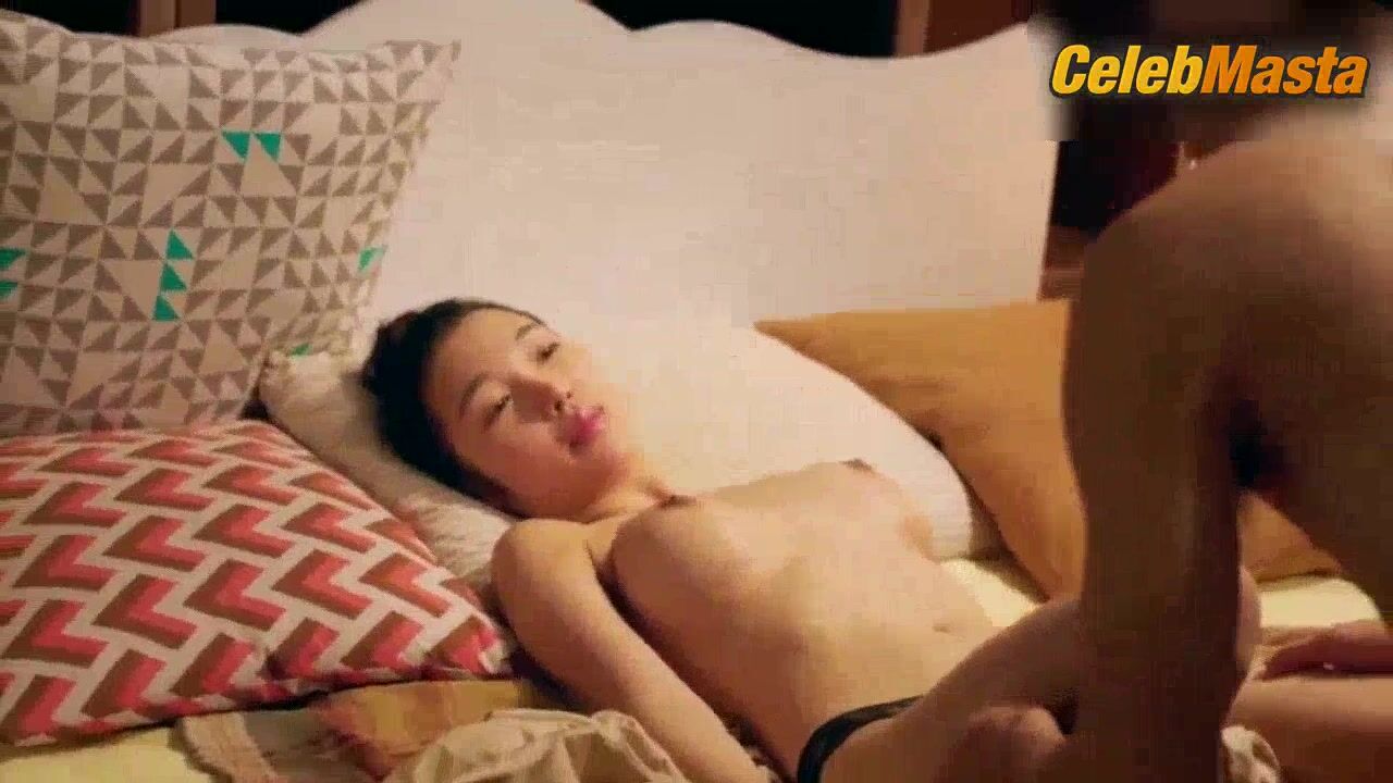 Lee Chae-dam And Lee Eun-i Tits Scene From Comic Stories - Photo 2 of 5 photo 4