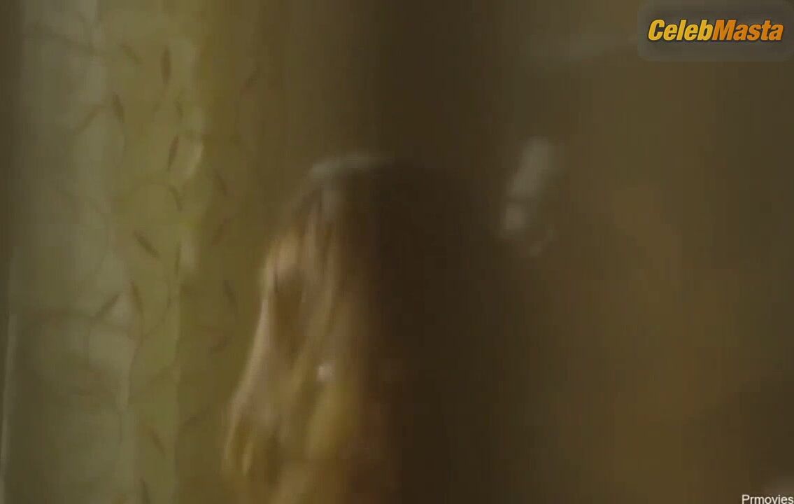 Sneha Paul Reveals Booty And Boobs Scene In Charmsukh - Photo 2 of 5 photo 4