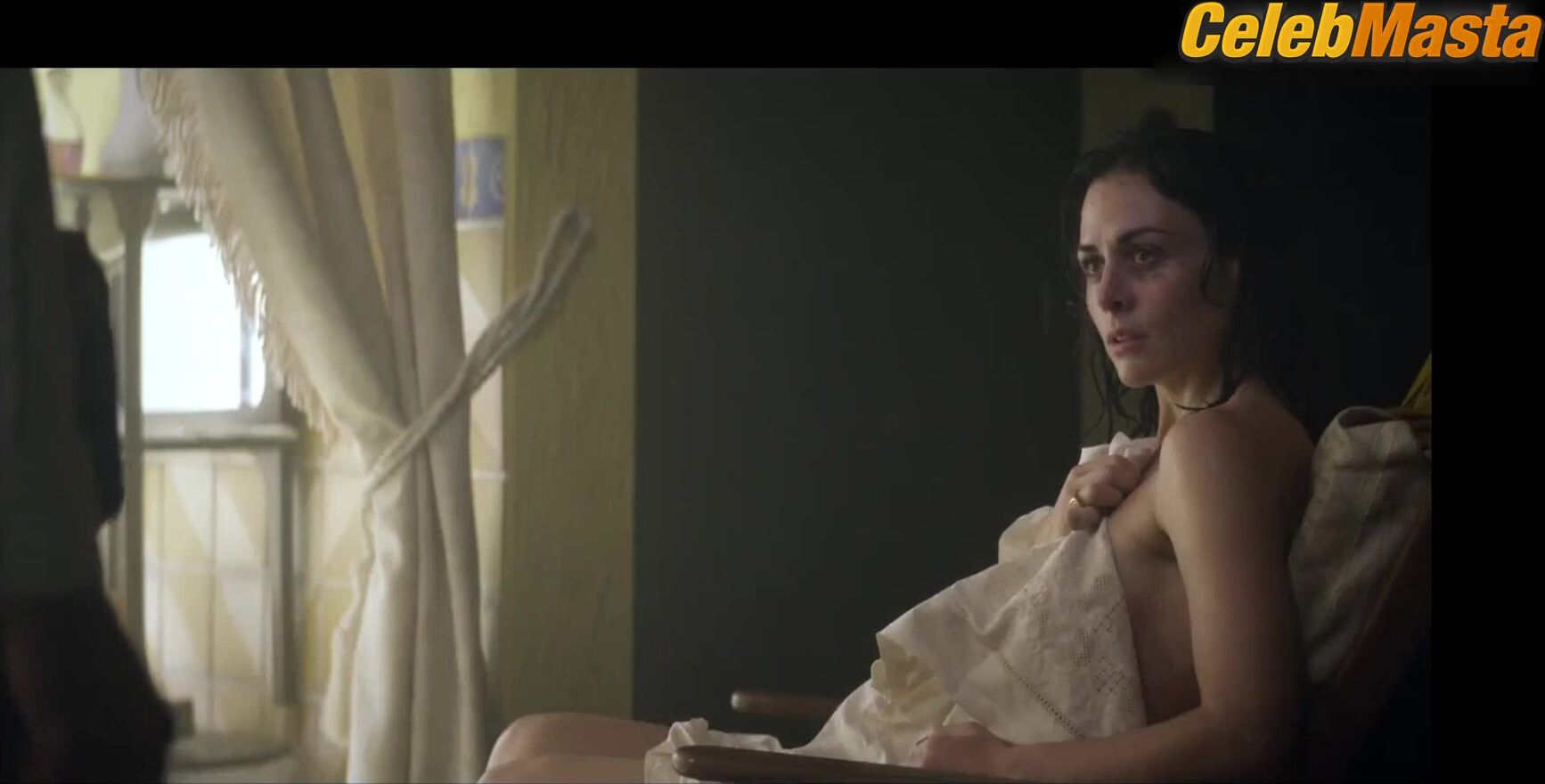 Zuria Vega Reveals All In Las Pelotaris 1926 Scene - Photo 2 of 5 photo 4