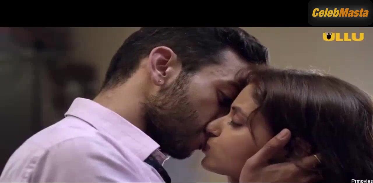 Sneha Paul ’s Butt And Boobs Scene In Charmsukh - Photo 1 of 5 photo 2