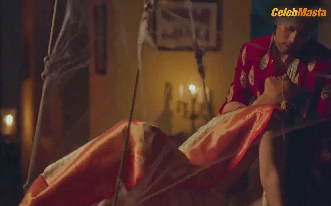 Madhurima Roy Butt And Tits Scene From Fuh Se Fantasy - Photo 2 of 5 photo 1