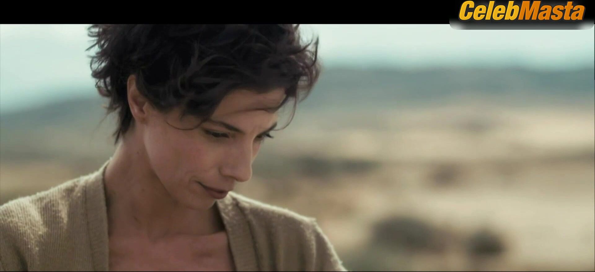 Maribel Verdu Sexy Scene From Crossroads - Photo 2 of 5