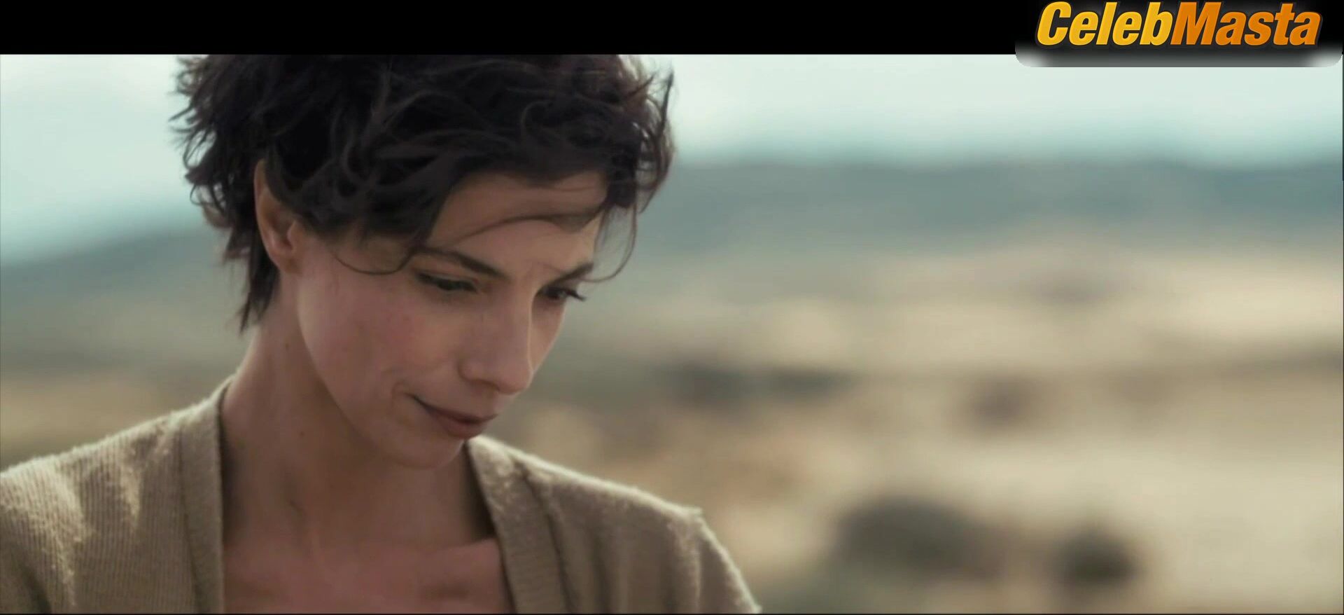 Maribel Verdu Sexy Scene From Crossroads - Photo 2 of 5 photo 4