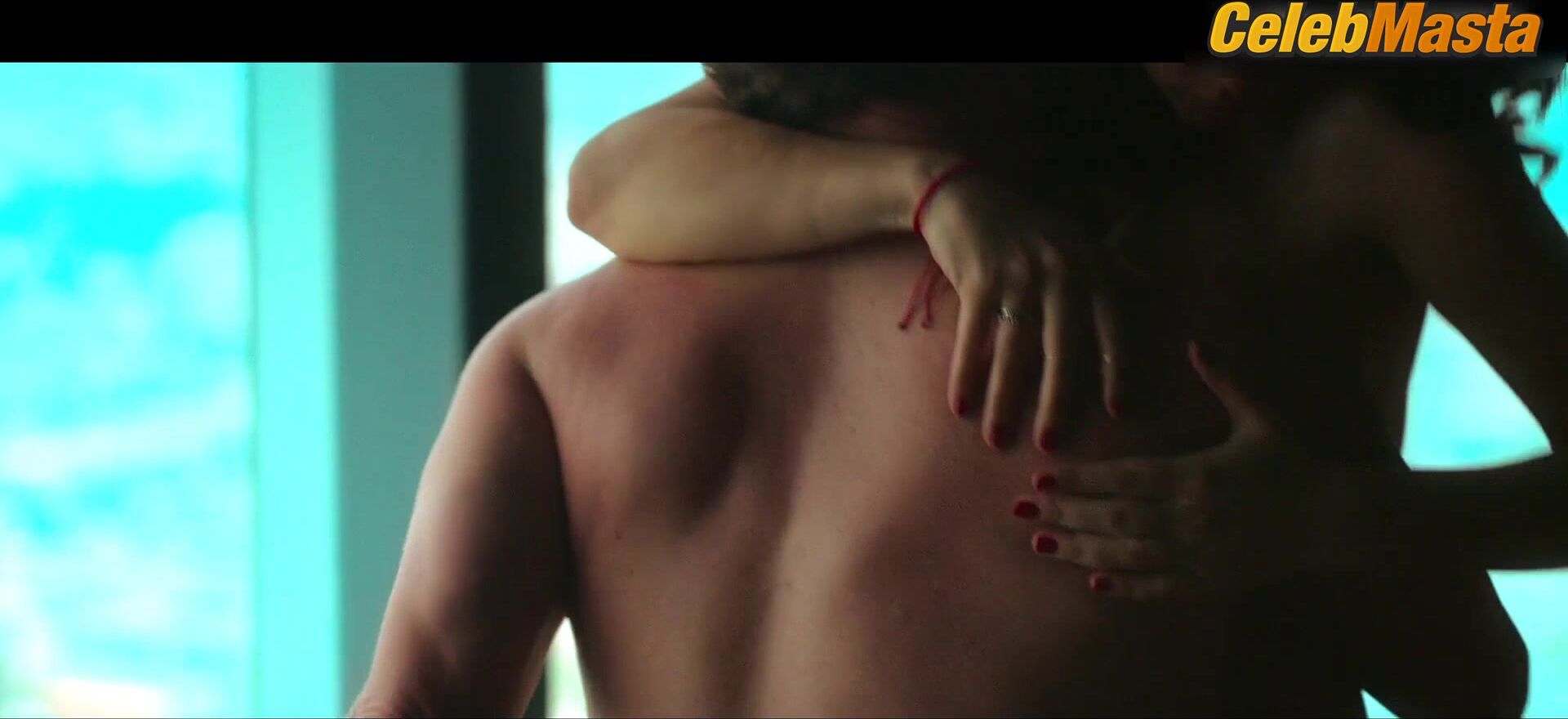 Carolina Miranda ’s Butt, Breasts Scene In The Red - Photo 2 of 5 photo 1