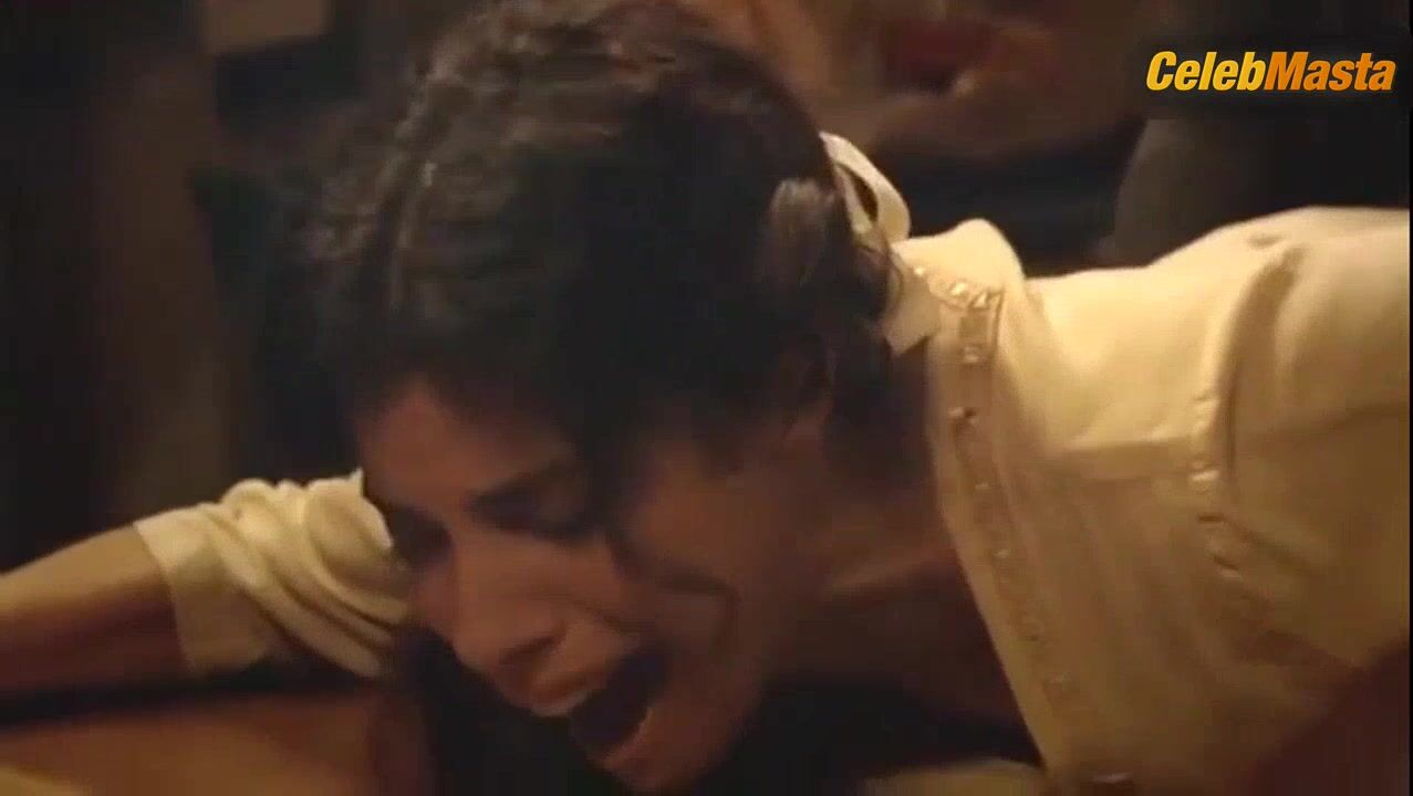 Maribel Verdu ’s Sexy Scene From El Nino De Barro - Photo 3 of 5 photo 5