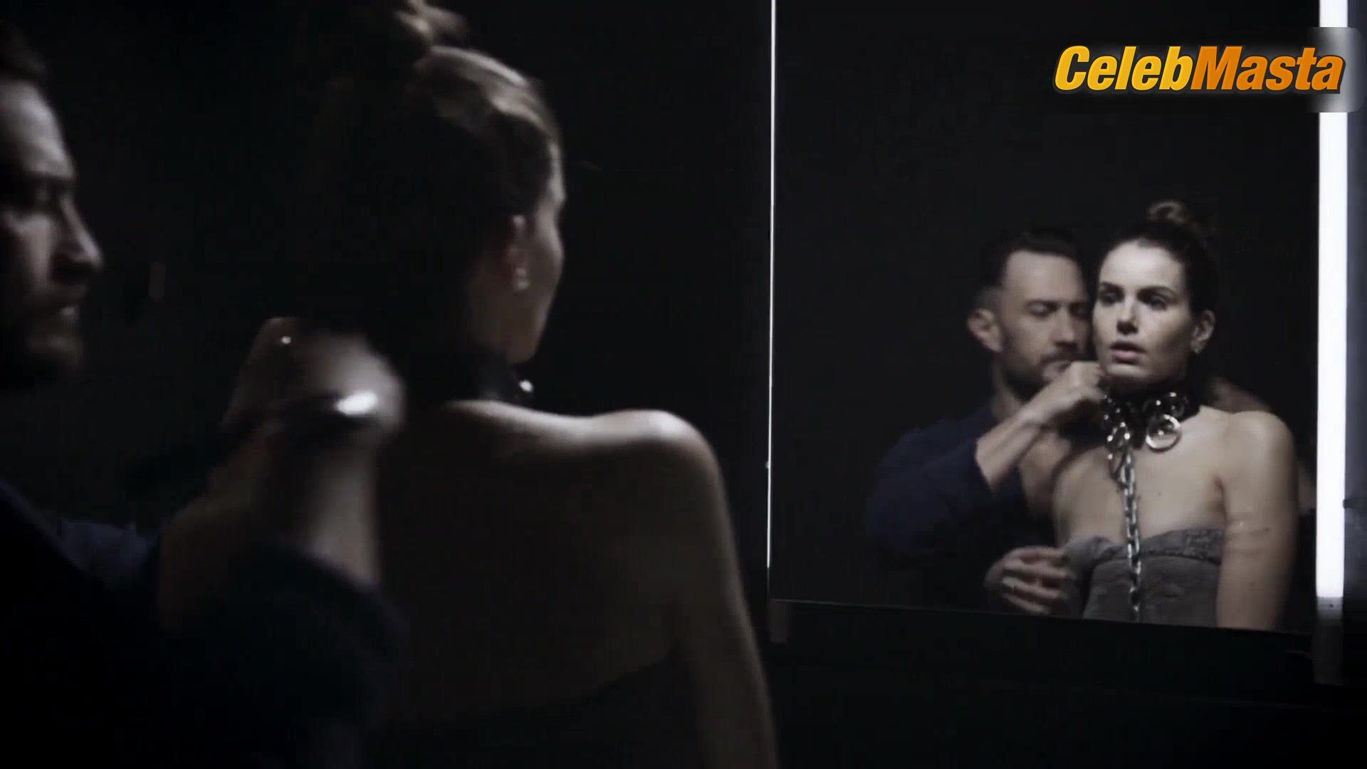 Camila Queiroz Bares Breasts Scene In Verdades Secretas - Photo 1 of 5 photo 4