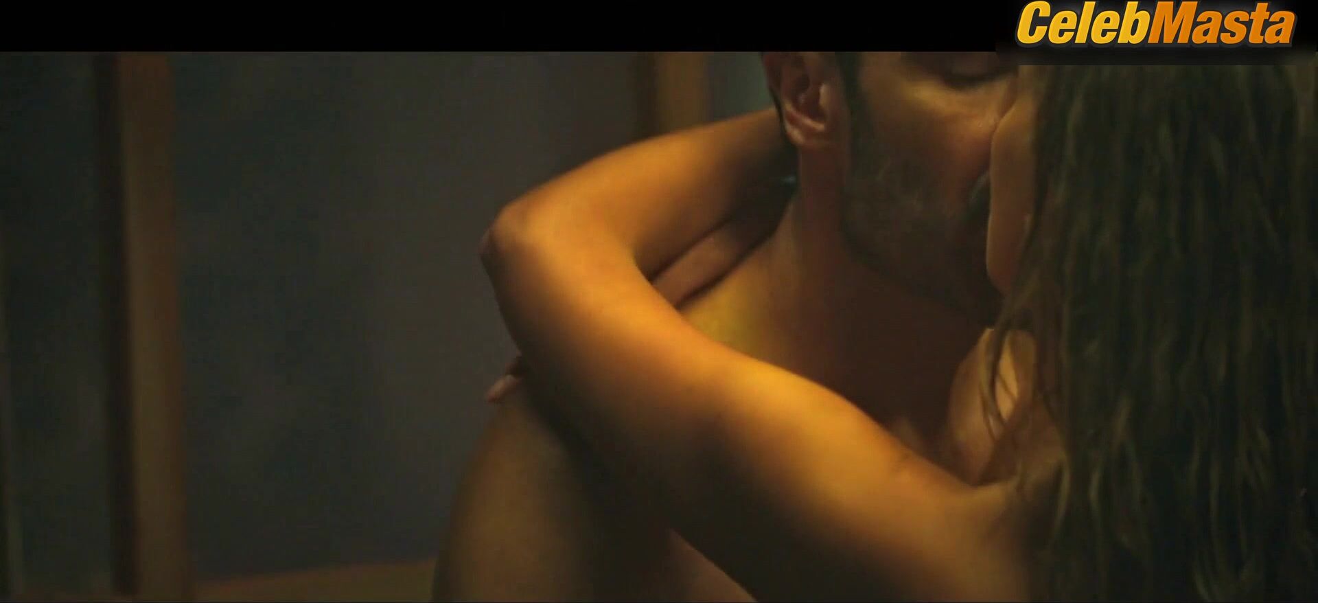 Carolina Miranda Shows Boobs Scene In Fake Profile - Photo 2 of 5 photo 1