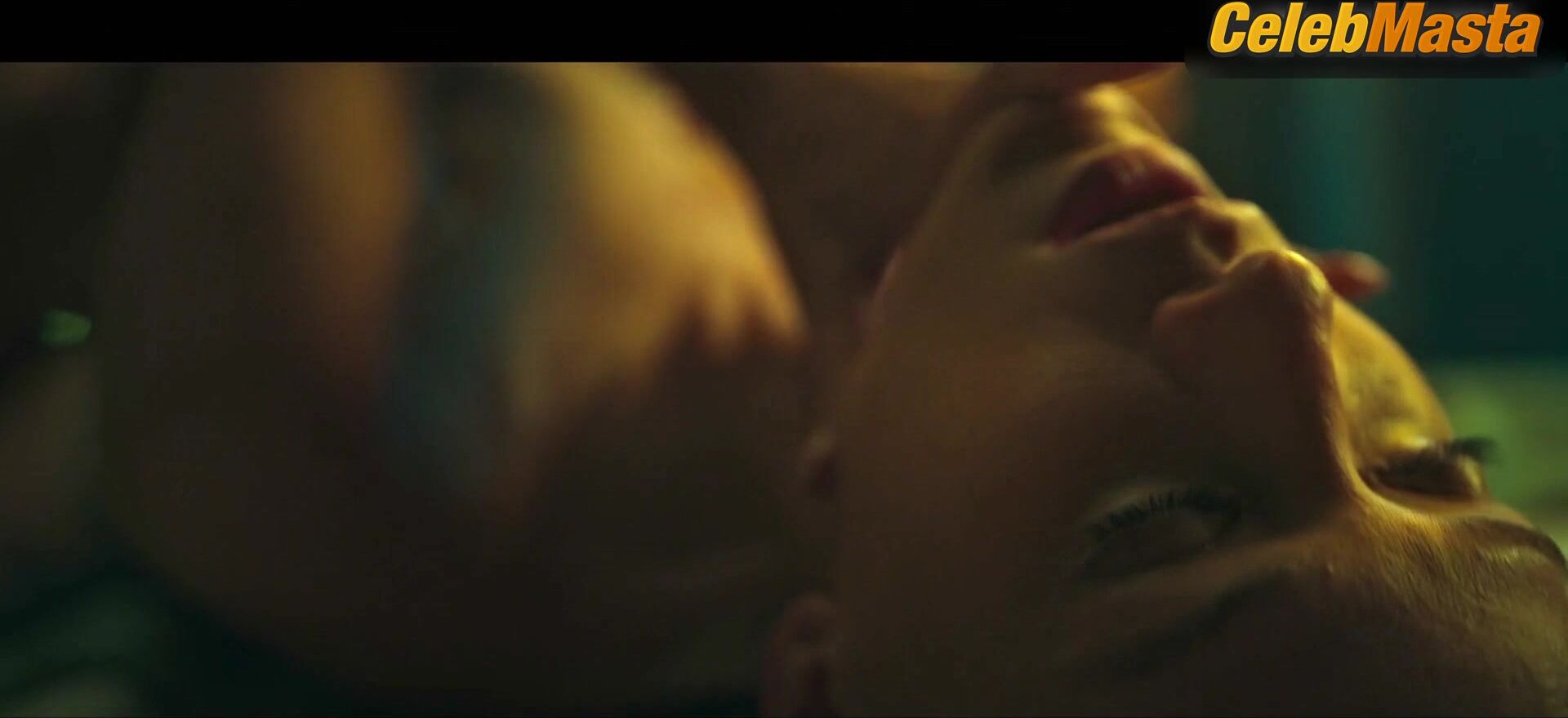 Carolina Miranda Shows Boobs Scene In Fake Profile - Photo 2 of 5 photo 5
