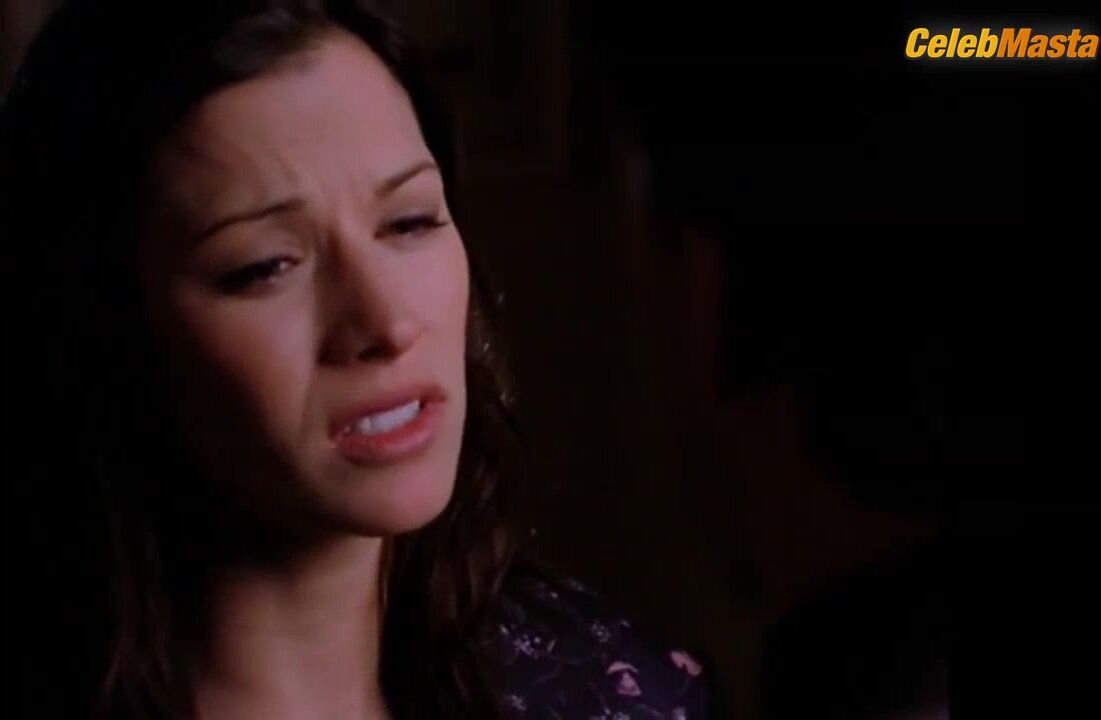 Brooke Langton Hot Scene In Melrose Place - Photo 1 of 5