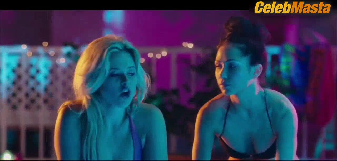 Algina Lipskis And Emily Atack Bikini, Lesbian Scene From - Photo 2 of 5 photo 4