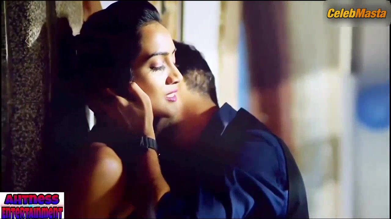 Amika Shail Hot Scene From Mask Man - Photo 2 of 5