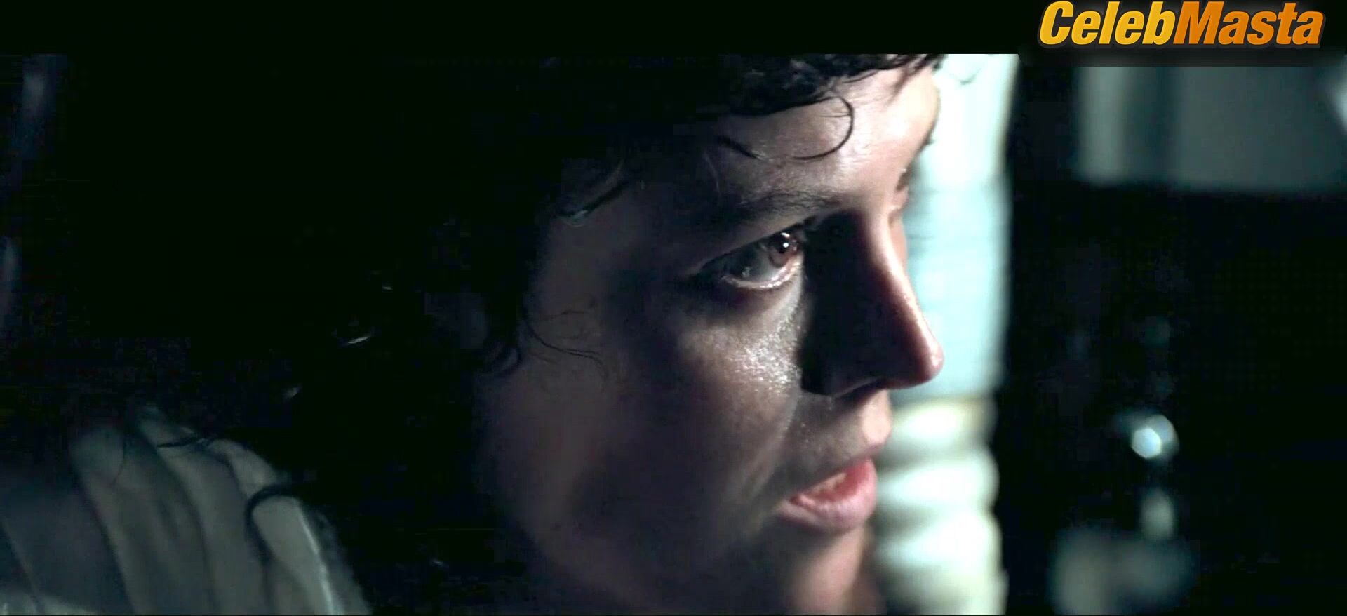 Sigourney Weaver ’s Booty, Underwear Scene In Alien - Photo 2 of 5 photo 5