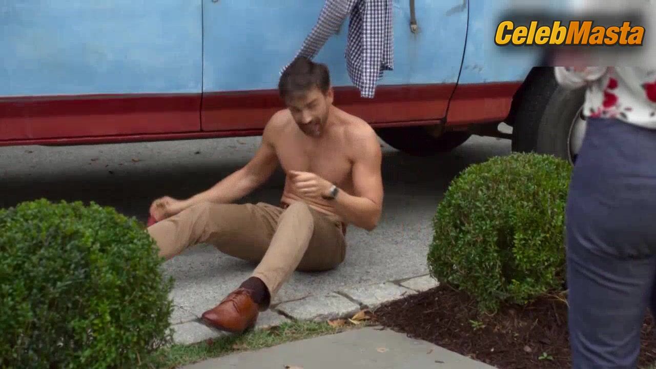 Robin Tunney ’s Swimsuit Scene In Insatiable - Photo 3 of 5 photo 2