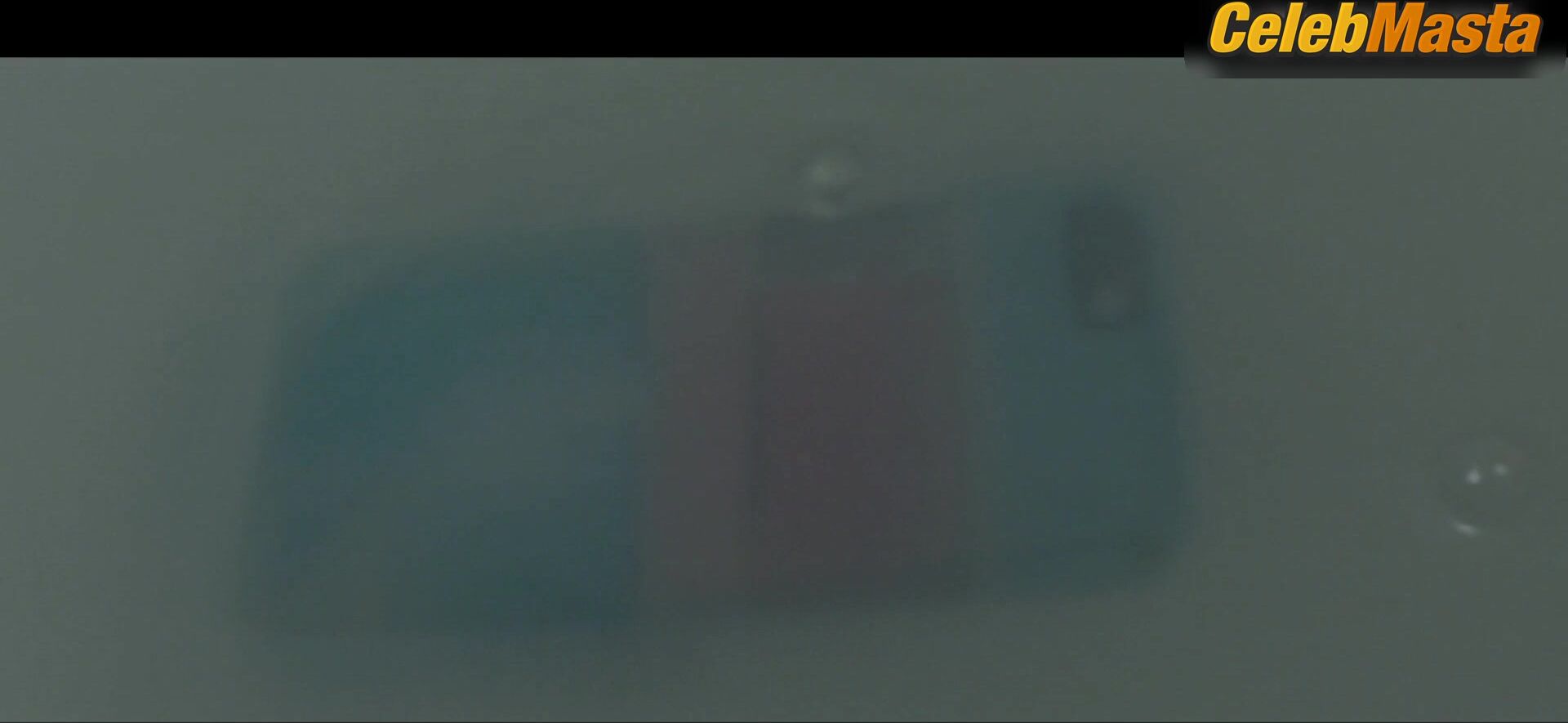 Juliette Binoche ’s Tits Scene In Fire - Photo 1 of 5 photo 5