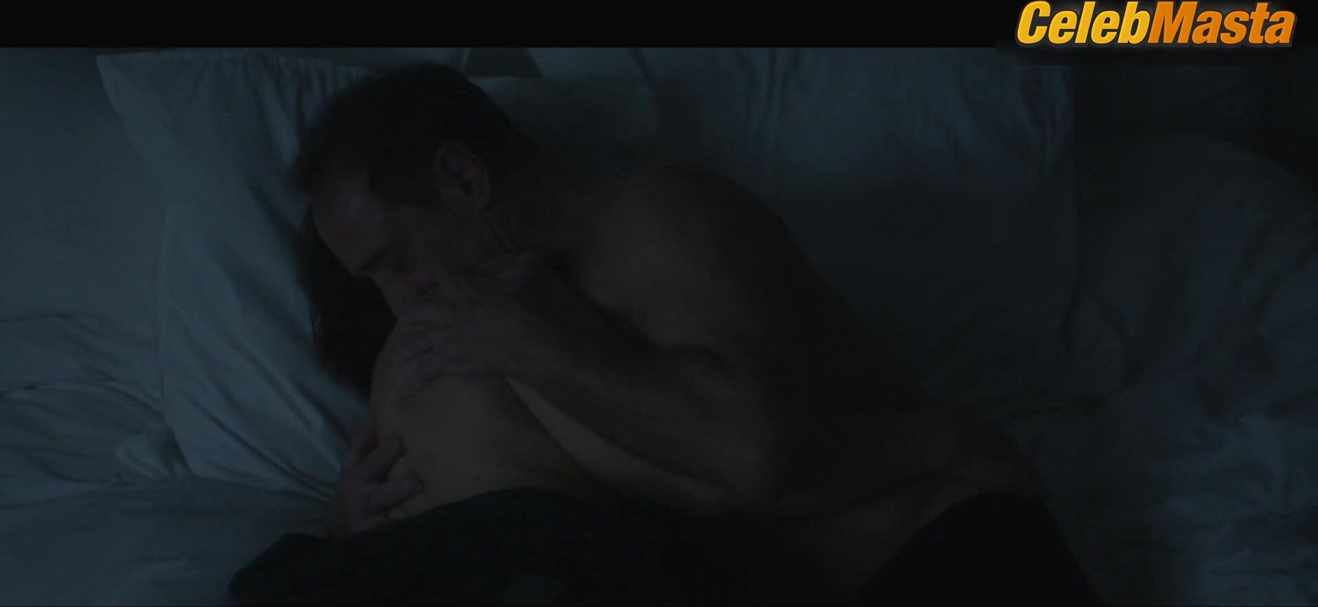 Juliette Binoche Boobs Scene In Fire - Photo 2 of 5 photo 4