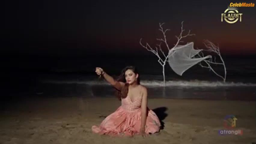 Aditi Jain Muskaan Mohnot, Gargi Shirurkar And Sexy - Photo 1 of 5 photo 4