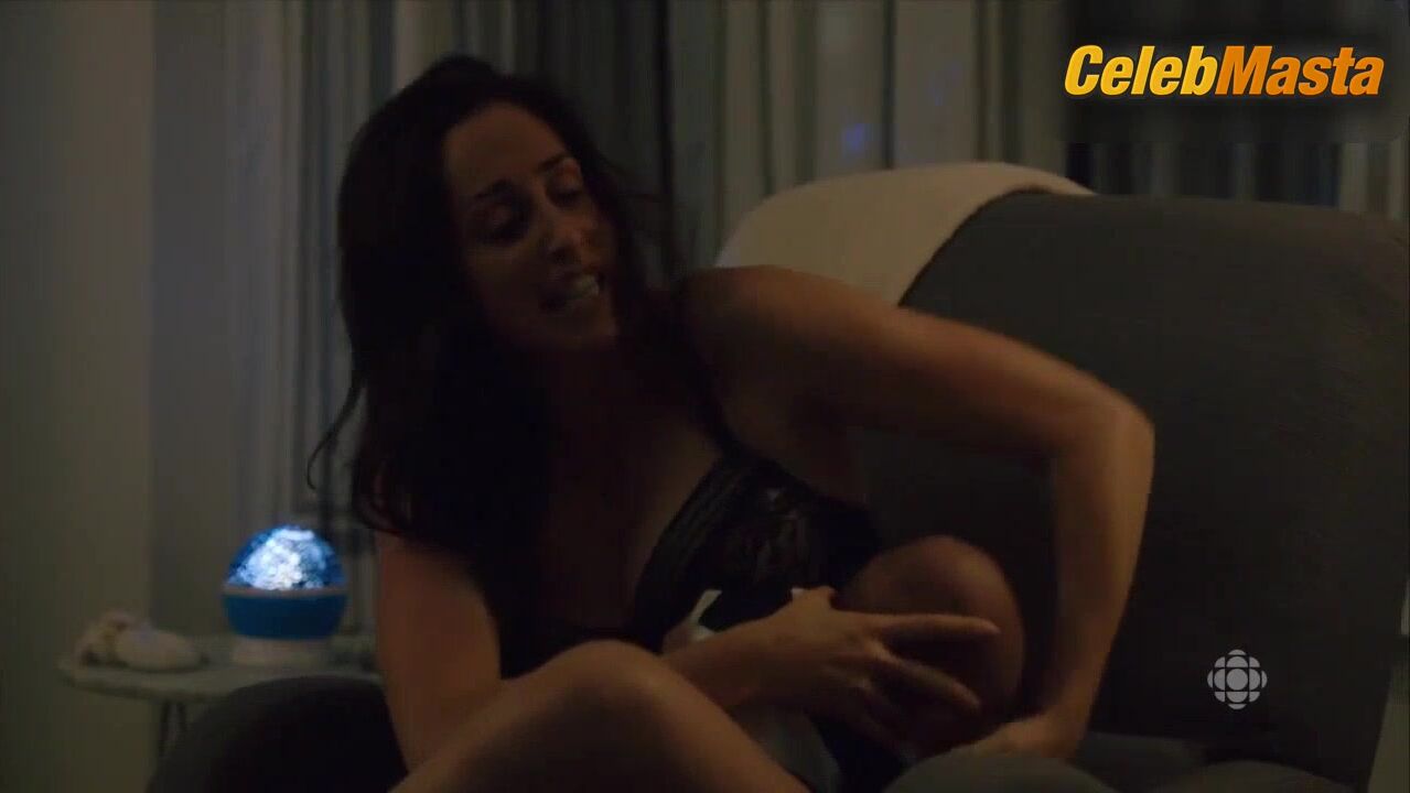 Catherine Reitman Boobs Scene In Workin’ Moms - Photo 5 of 5 photo 1