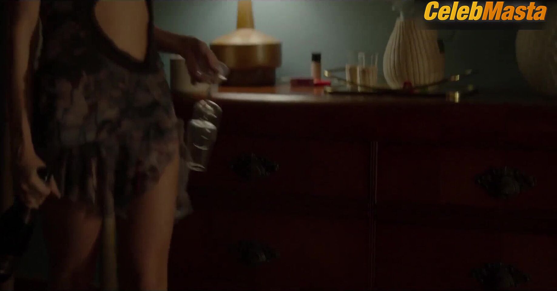 Ester Exposito Tits Scene In Bandidos - Photo 2 of 5 photo 1