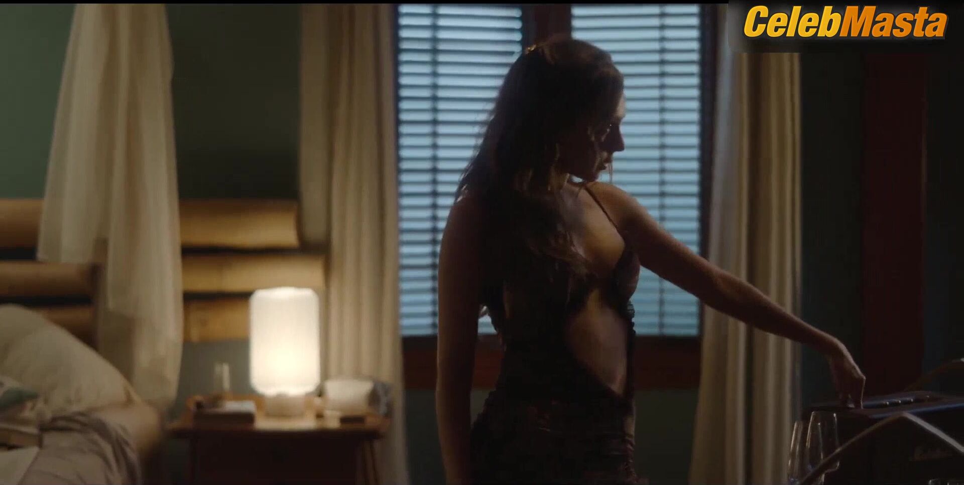 Ester Exposito Tits Scene In Bandidos - Photo 2 of 5 photo 4