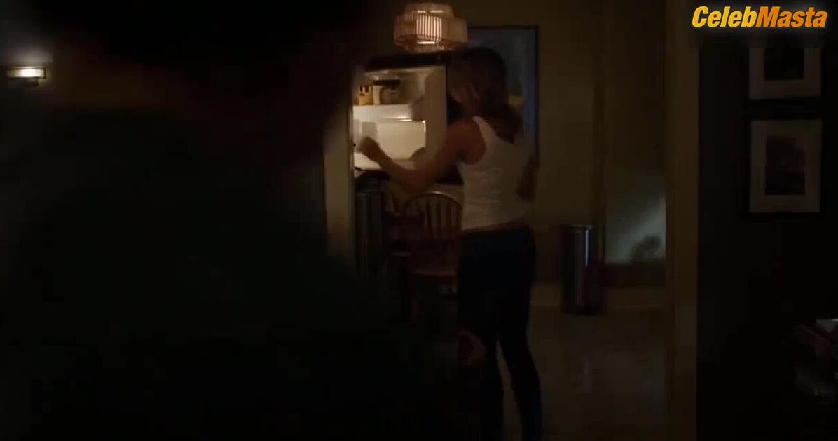 Shantel Vansanten Tits, Underwear Scene From Gang Related - Photo 1 of 5 photo 2