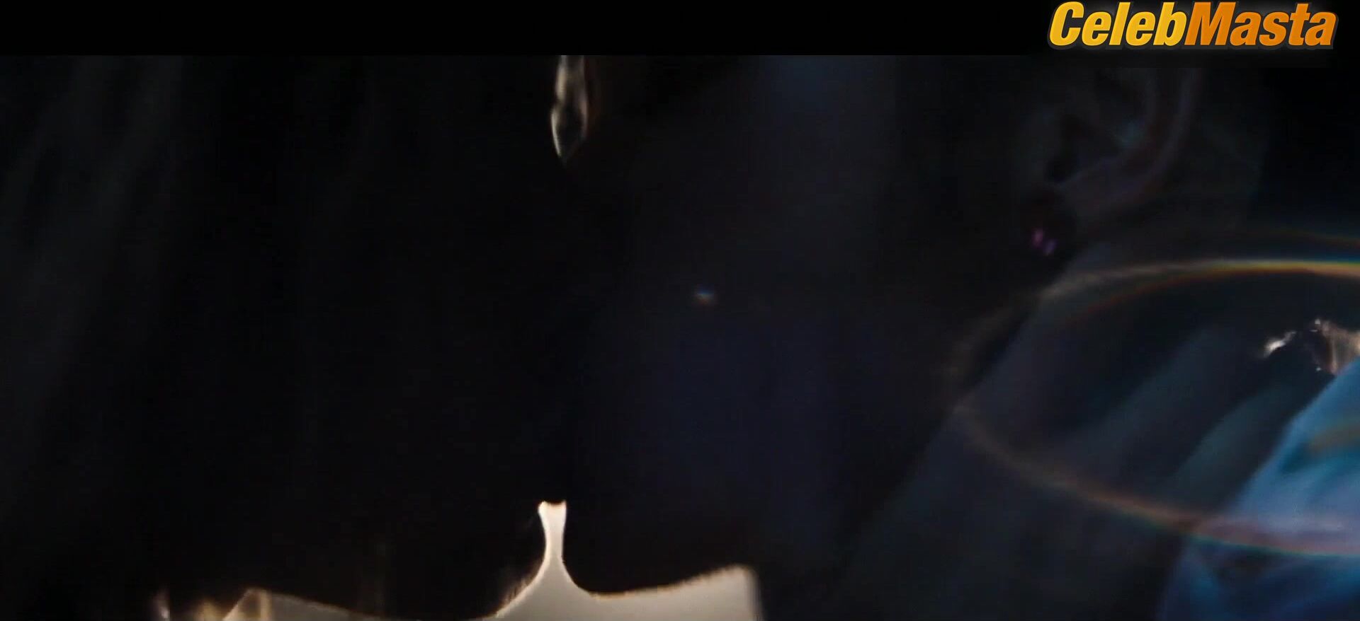 Li Jun Li Margot Robbie And ’s Lesbian Scene - Photo 2 of 5