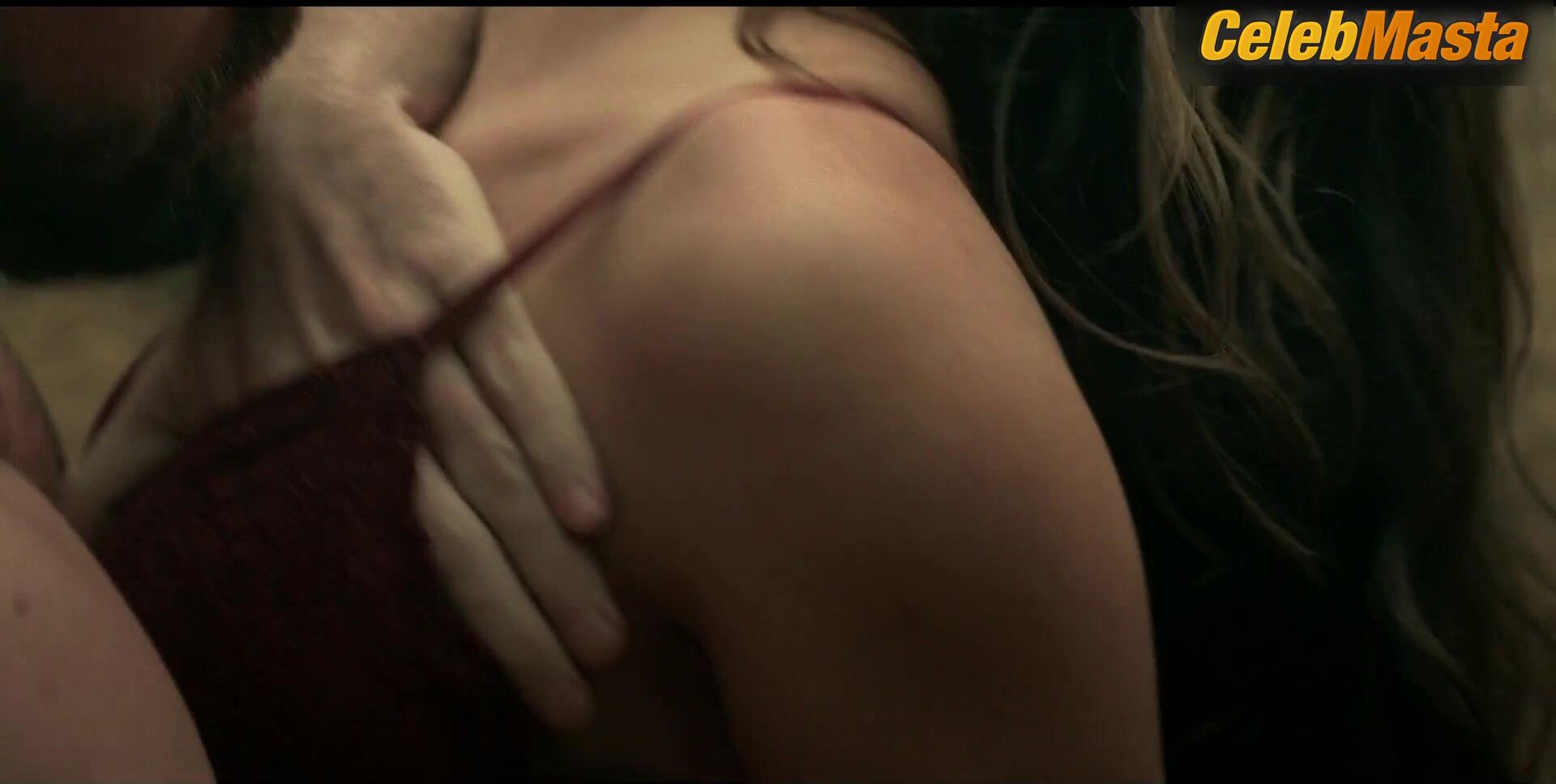 Maria Fernanda Yepes Bares Underwear Scene In Dark Desire - Photo 2 of 5 photo 4