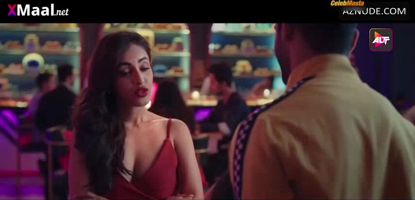 Poulomi Das Priya Banerjee, And Subha Rajput Bares Hot - Photo 2 of 5 photo 4