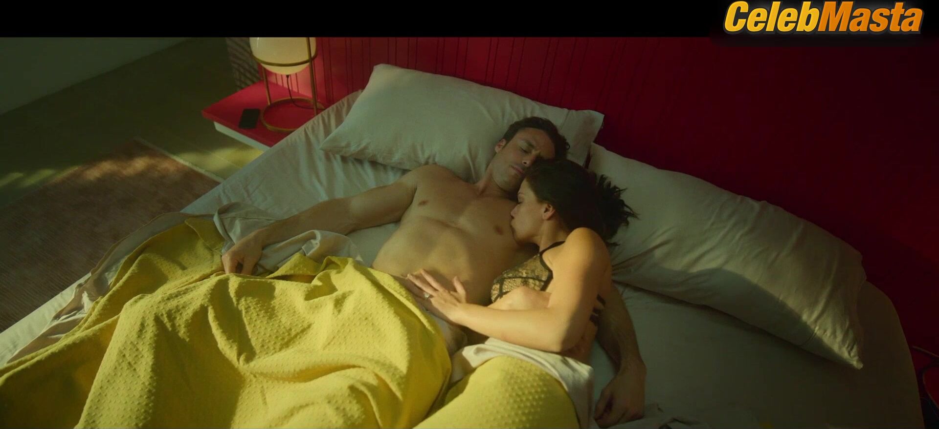 Carolina Miranda Bares Thong, Underwear Scene In Fake Profile - Photo 2 of 5