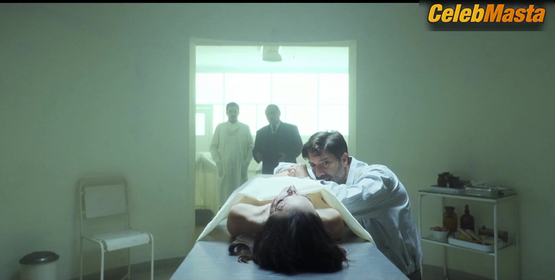Zuria Vega ’s Sultry Scene In Las Pelotaris 1926 - Photo 1 of 5 photo 2
