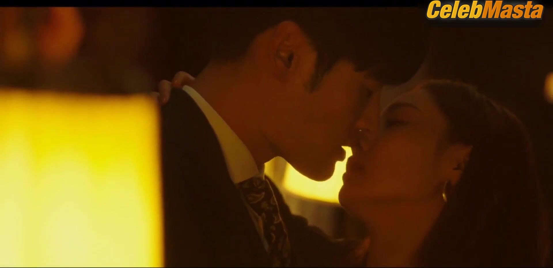 Bae Woo-hee Reveals Boobs Scene In Hit The Spot - Photo 3 of 5 photo 4