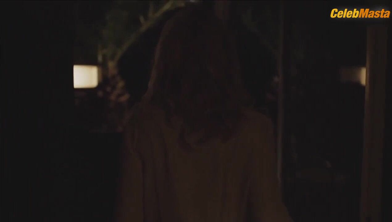 Ludivine Sagnier Bares Boobs Scene In The New Pope - Photo 2 of 5
