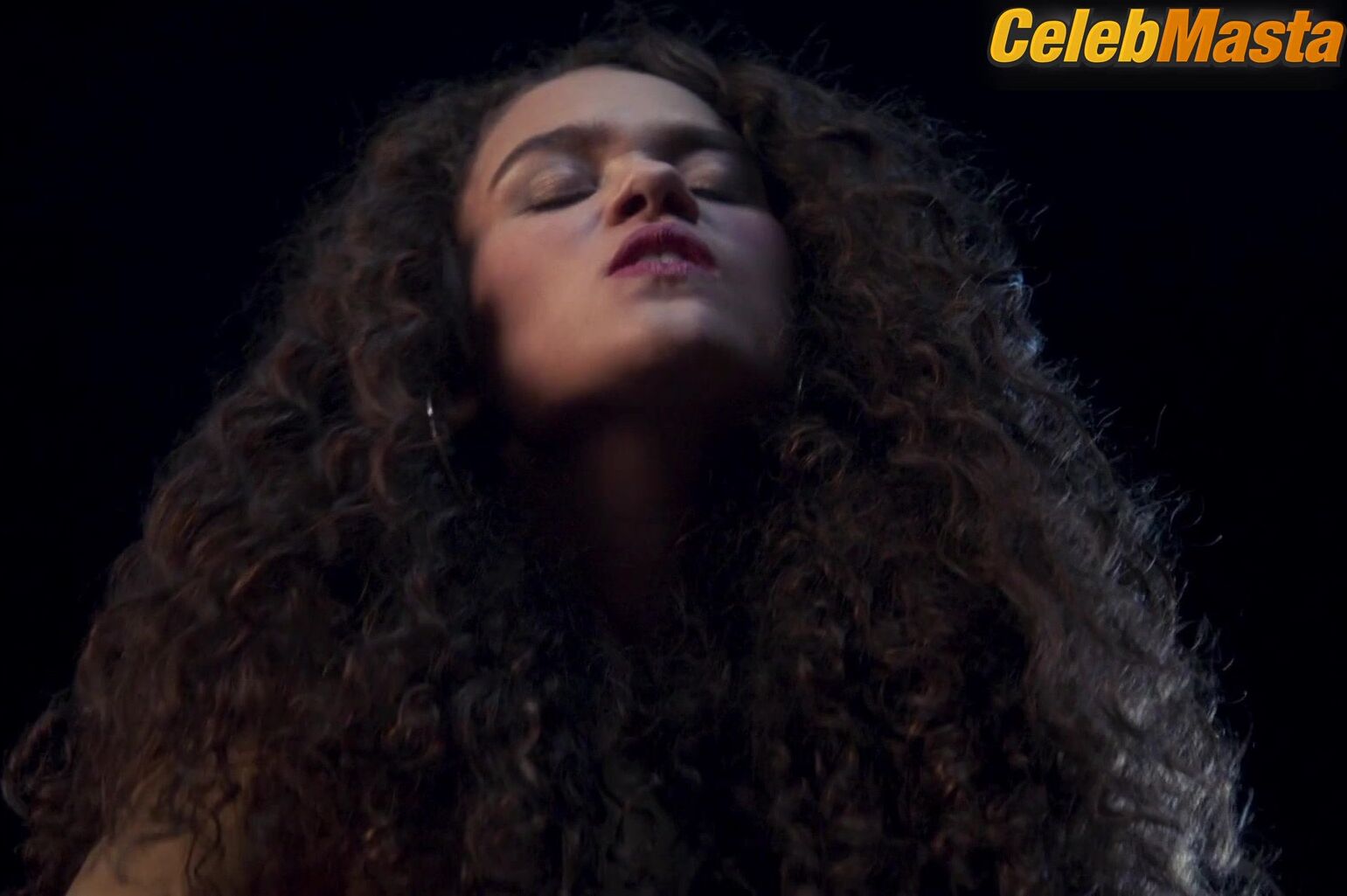 Madison Pettis Underwear Scene In American Pie Presents: - Photo 2 of 5