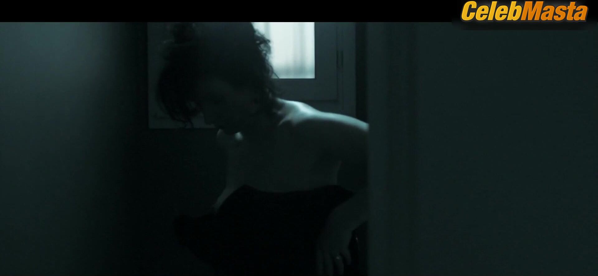 Juliette Binoche Tits Scene From Elles - Photo 2 of 5 photo 5