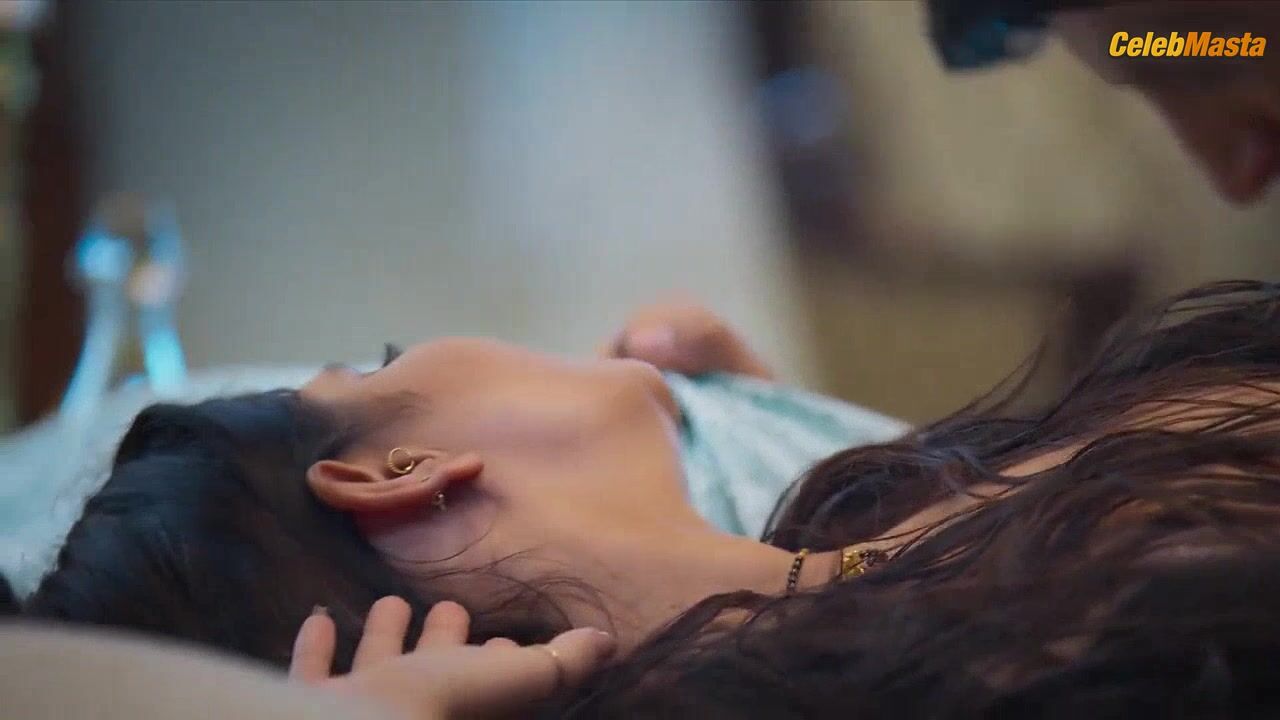 Aabha Paul Hot Scene In Mastram - Photo 1 of 5 photo 5