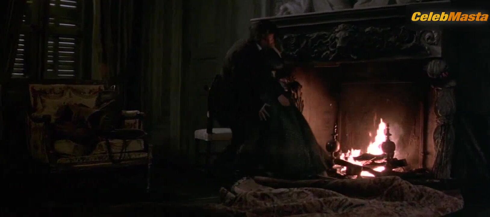 Juliette Binoche Boobs, Bush Scene In The Horseman On The Roof - Photo 2 of 5 photo 1