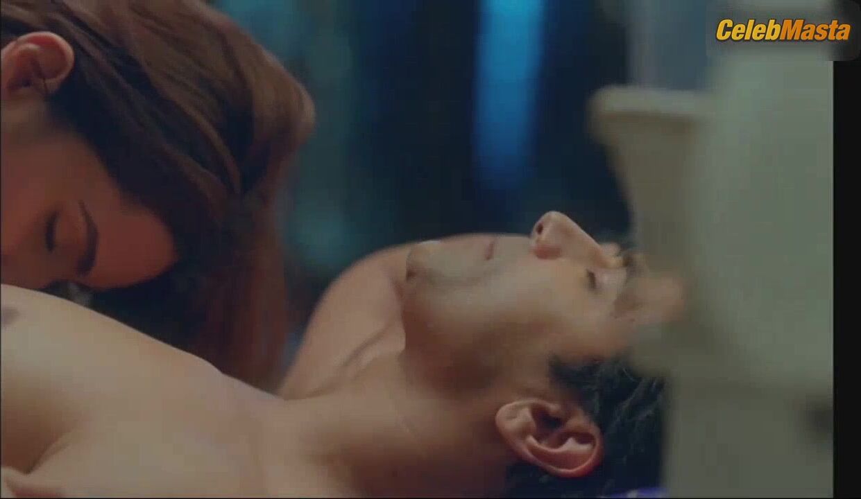 Anushka Luhar ’s Sexy Scene In Fuh Se Fantasy - Photo 1 of 5 photo 5