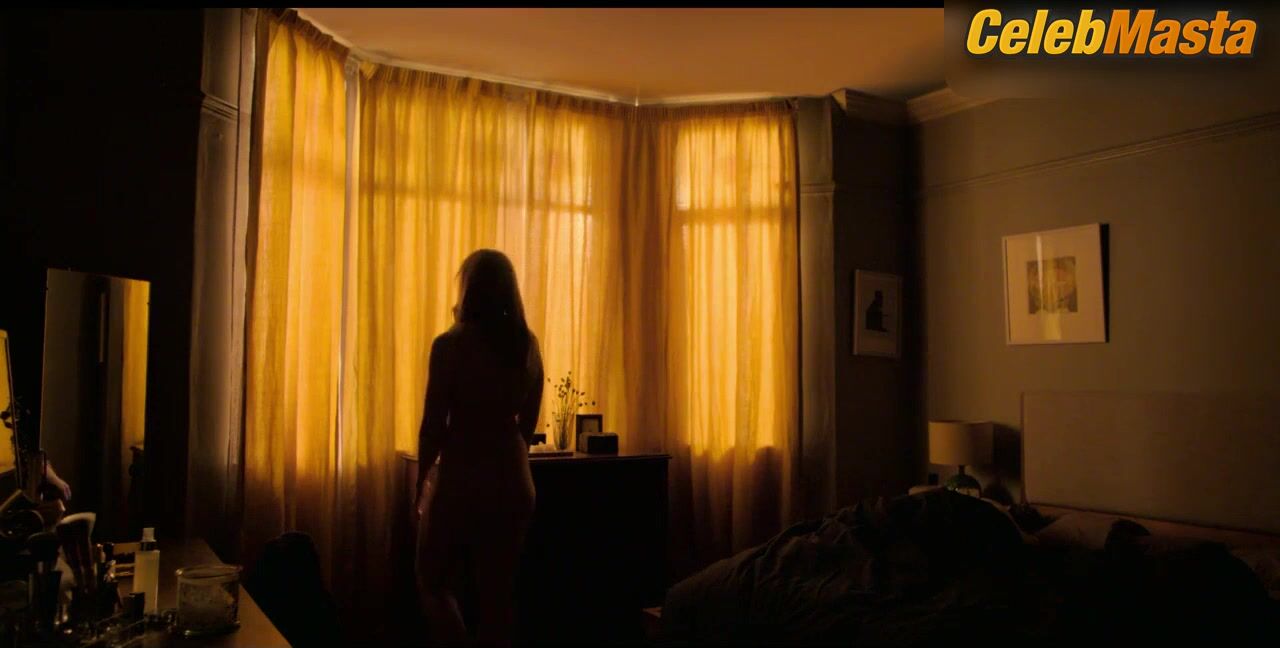 Toni Collette Tits, Booty Scene In Wanderlust - Photo 1 of 5 photo 2
