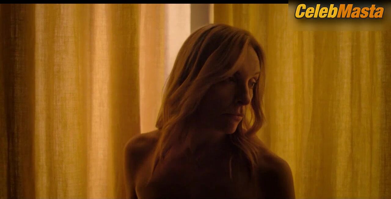 Toni Collette Tits, Booty Scene In Wanderlust - Photo 1 of 5 photo 4