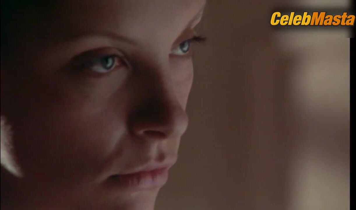 Toni Collette Boobs Scene In 81/2 Women - Photo 2 of 5