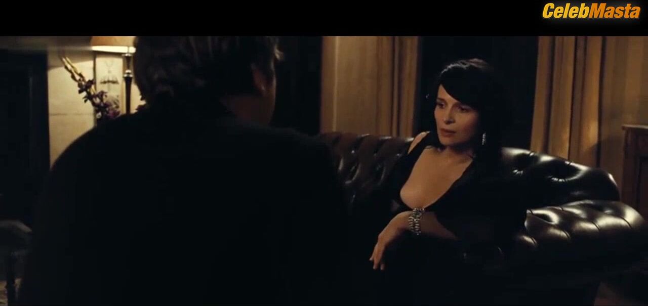Juliette Binoche Tits Scene From Clouds Of Sils Maria - Photo 1 of 5 photo 2