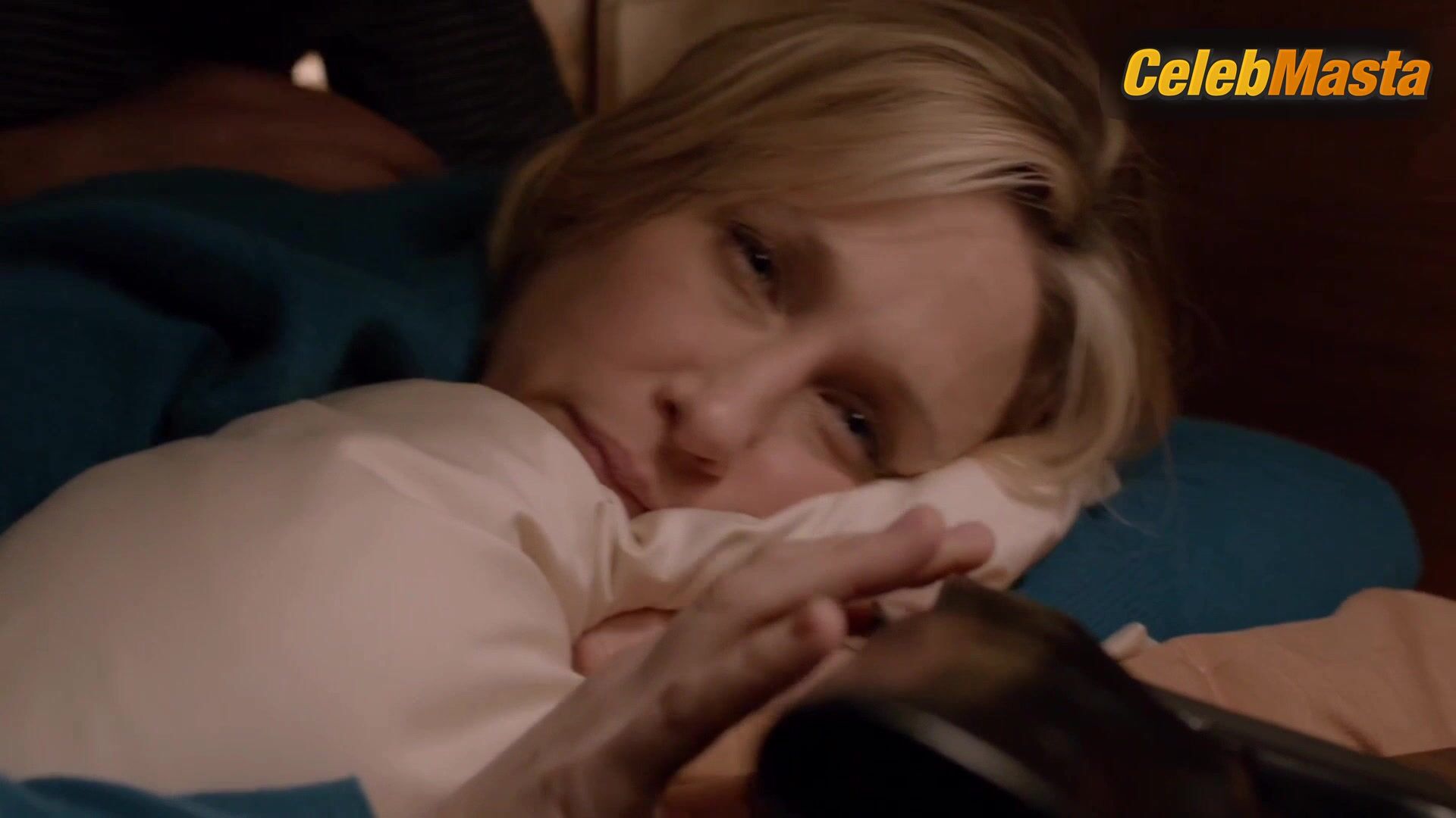 Vera Farmiga Bares Sexy Scene In Bates Motel - Photo 1 of 5