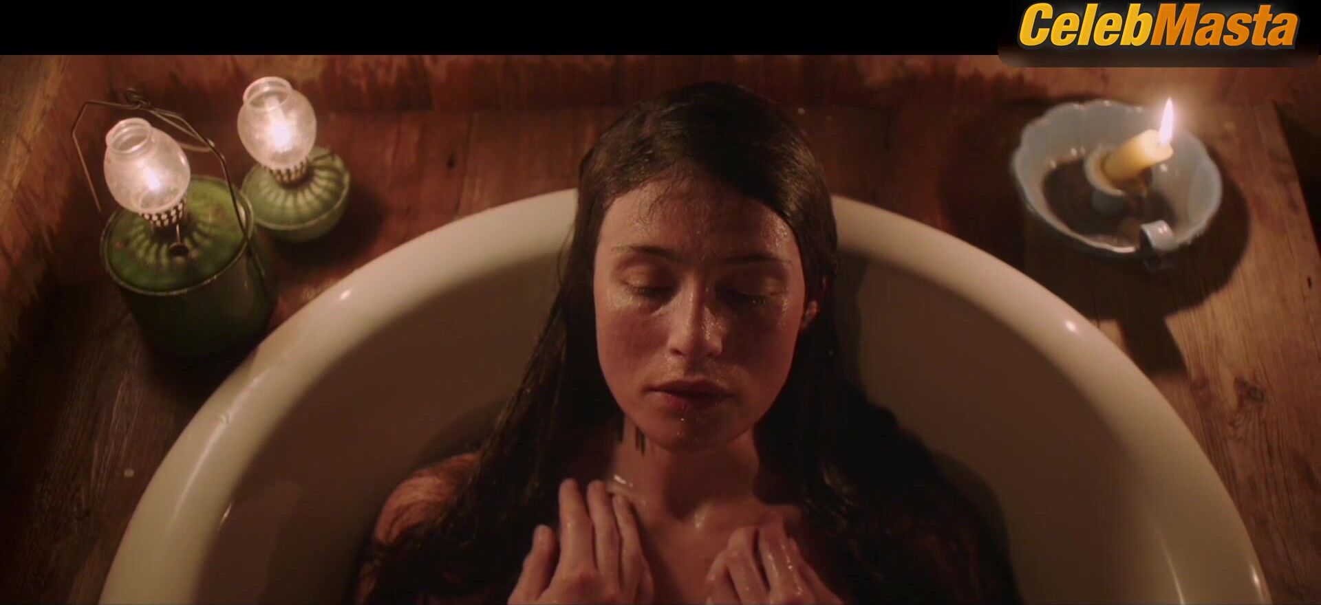 Gemma Arterton And Gugu Mbatha-raw’s Lesbian Scene - Photo 3 of 5 photo 2