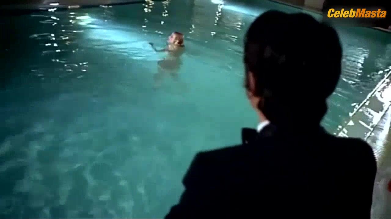Sylvia Kristel ’s Ass And Tits Scene From Un Linceul - Photo 2 of 5