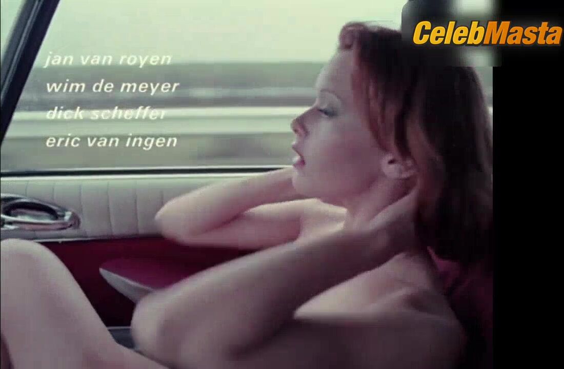 Sylvia Kristel ’s Tits Scene In Frank En Eva - Photo 2 of 5