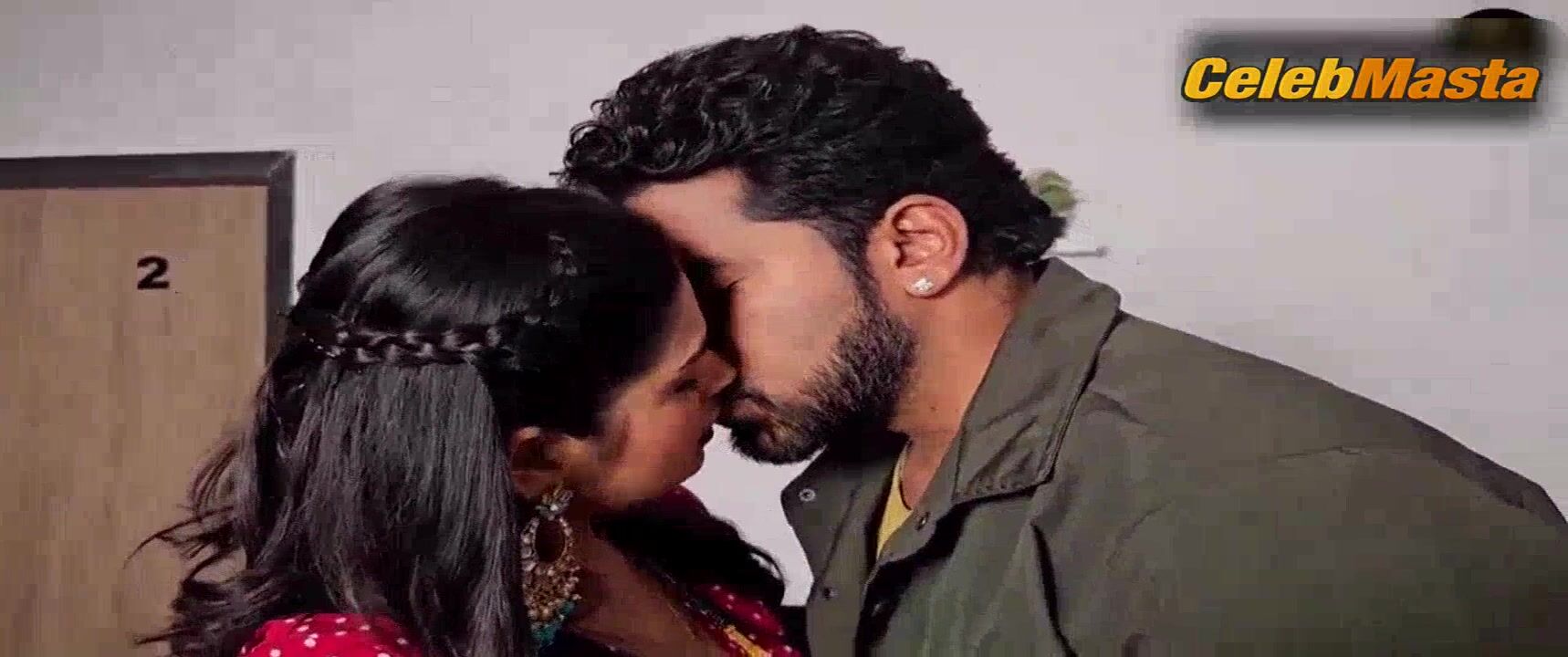 Shubangi Sharma Booty, Tits Scene From Alone Bhabhi - Photo 2 of 5